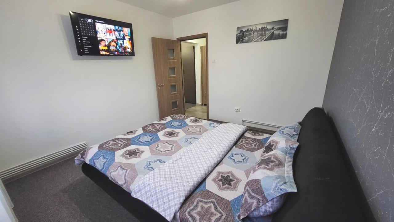 Apartament Navi Onesti Ngoại thất bức ảnh